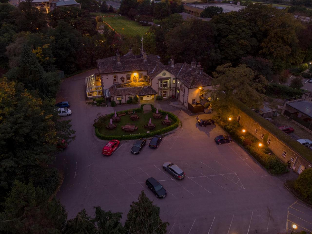 Hotel Hall & Restaurant 4*